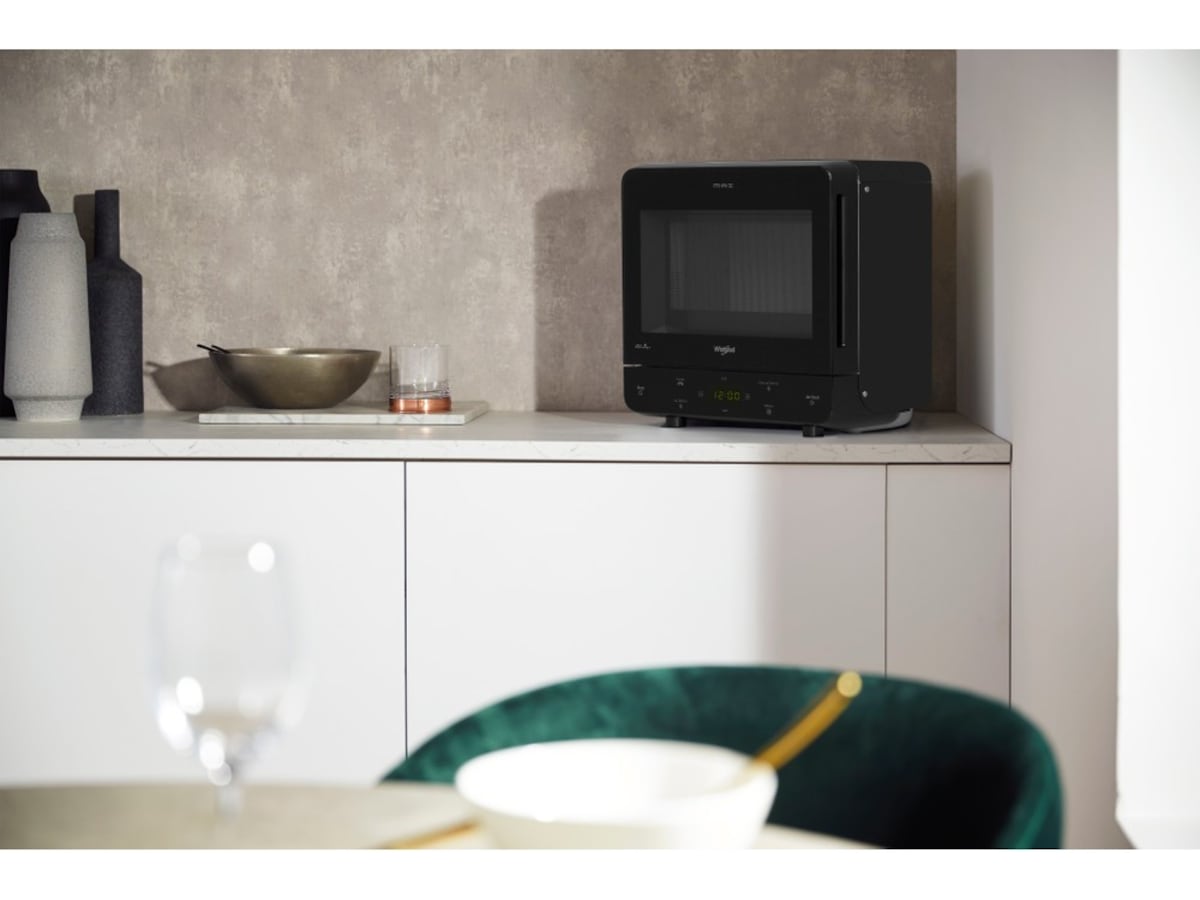 Whirlpool MAX 34 BL Mikrobølgeovn (sort) Mikrobølgeovn