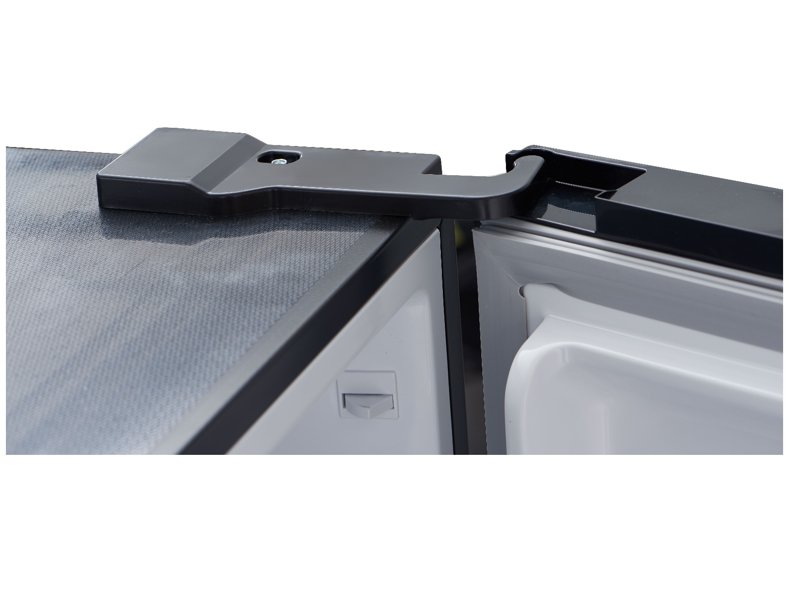 Avant CFR185DI1 kombiskap (sort) Kombiskap