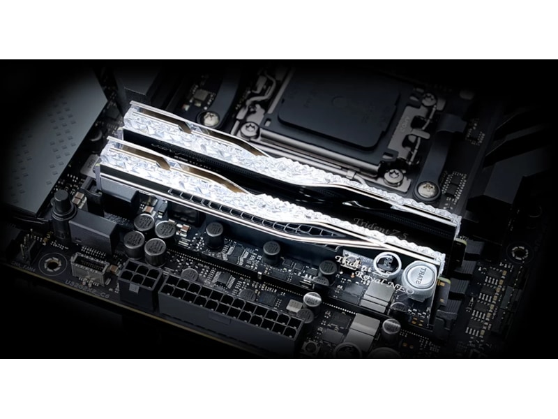 G.Skill Trident Z5 ROYAL NEO Silver 6000Mhz DDR5 32GB RGB Minnebrikker