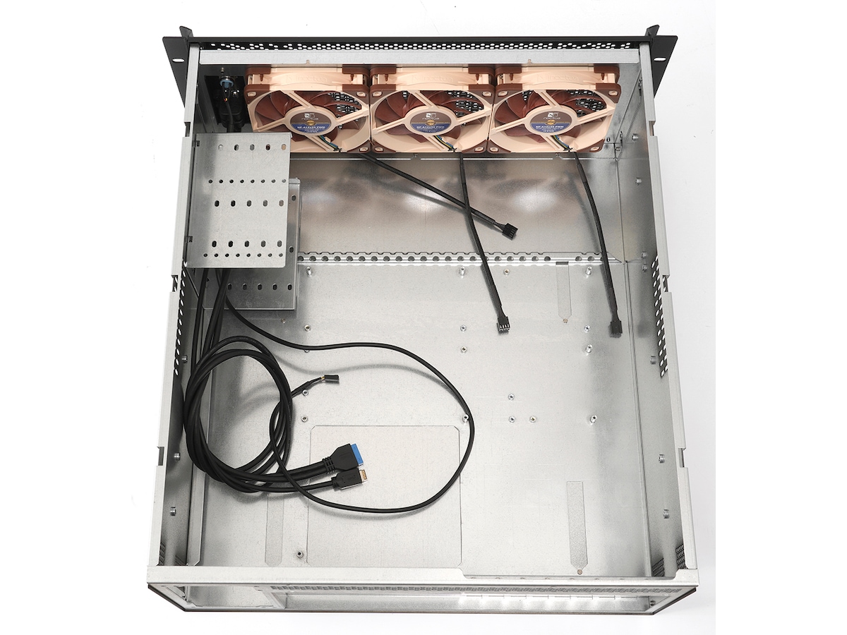 Sliger CX4200a 4U Chassis Rack