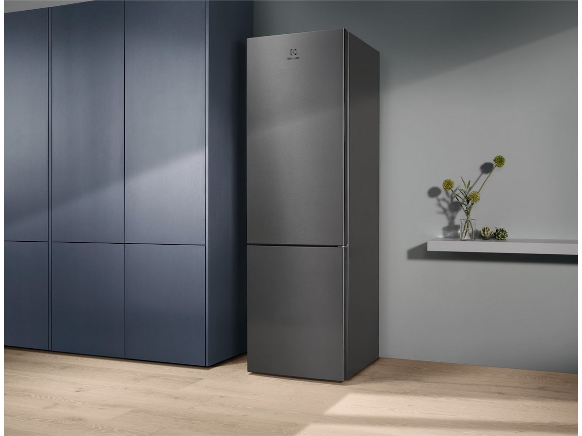 Electrolux LNT6ME36U2 600 TwinTech No Frost kjøl/frys (grå) Kombiskap