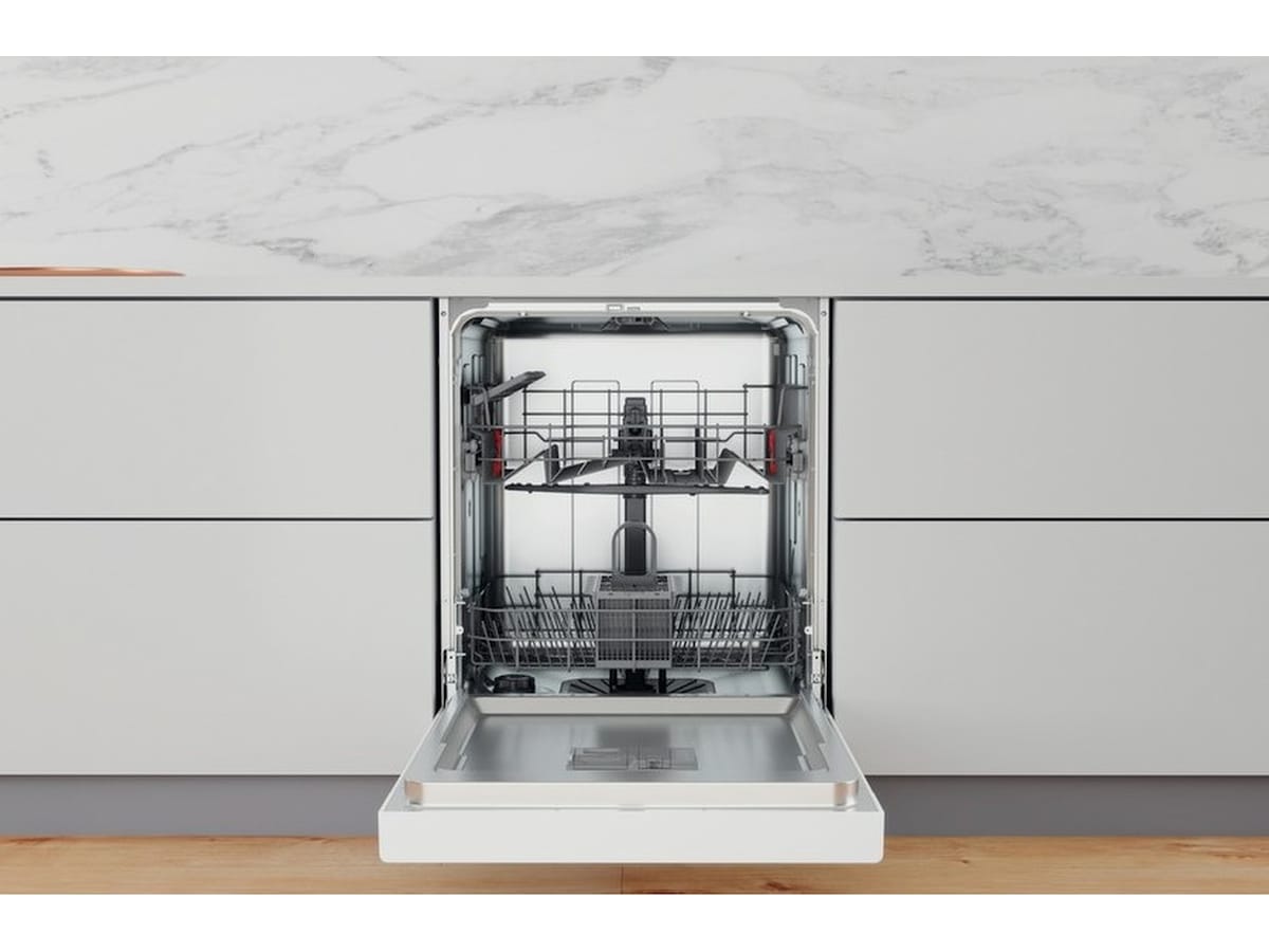 Whirlpool WUE 2B26 Oppvaskmaskin (hvit) Underbygd oppvaskmaskin