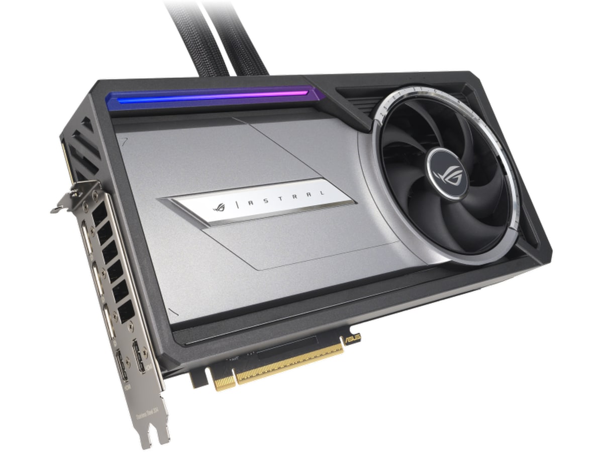 Asus ROG Astral LC GeForce RTX 5090 OC Skjermkort