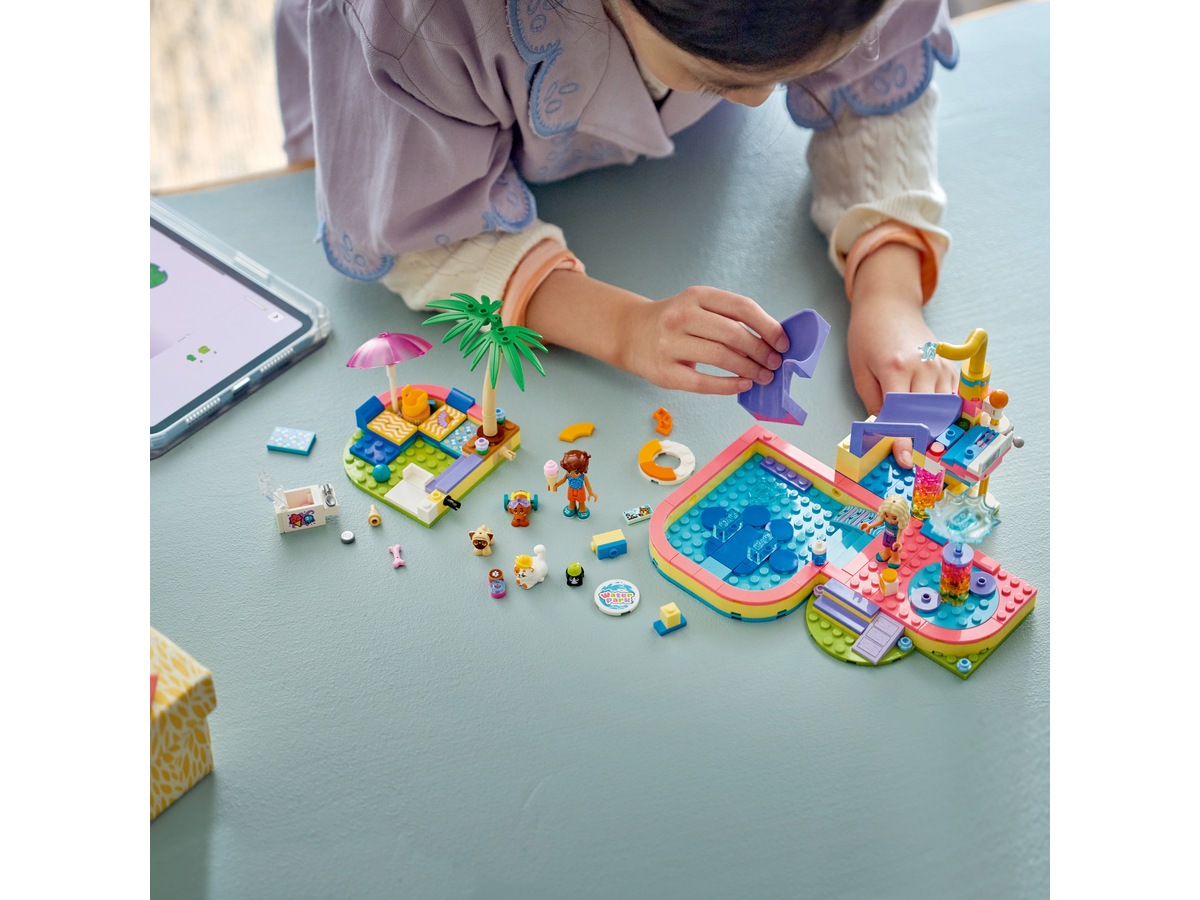 LEGO Friends Gøyal dag i Badeland 42676  LEGO