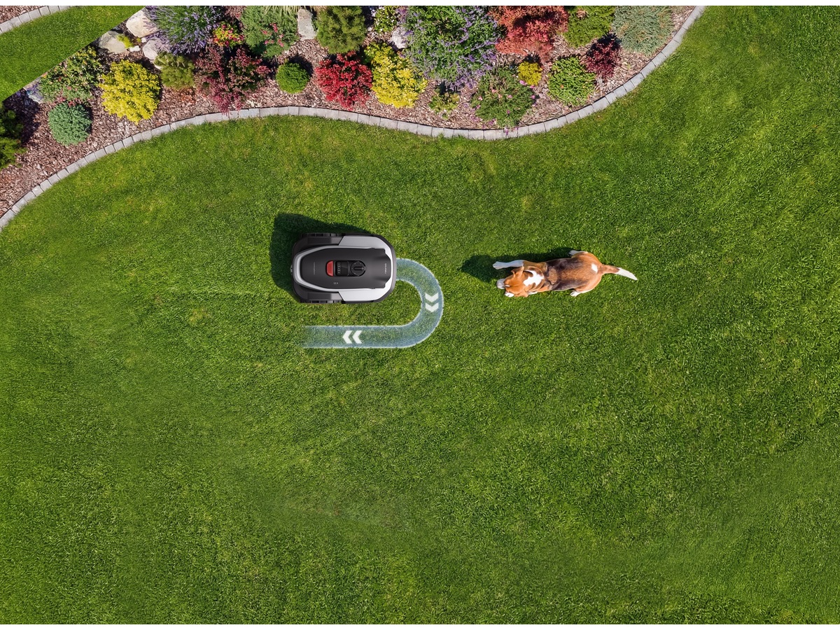 Roborock Q110 robotgressklipper RTK VSLAM 1000 m² -B-Grade Demo hjem & fritid