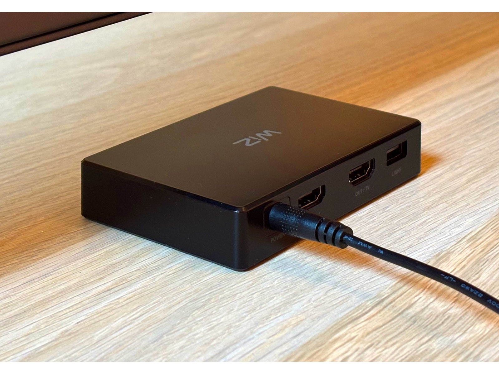 WiZ HDMI sync box med TV lightstrip (75"-85") Led strips & underholdning