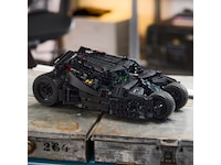 LEGO Technic Batmobile Tumbler 42239 LEGO