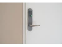 Yale Entrus smart dørlås (børstet stål) Elektronisk dørlås