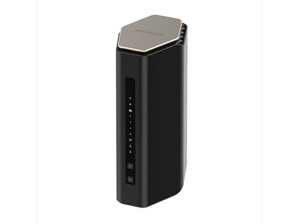 Netgear Nighthawk RS600 router Routere