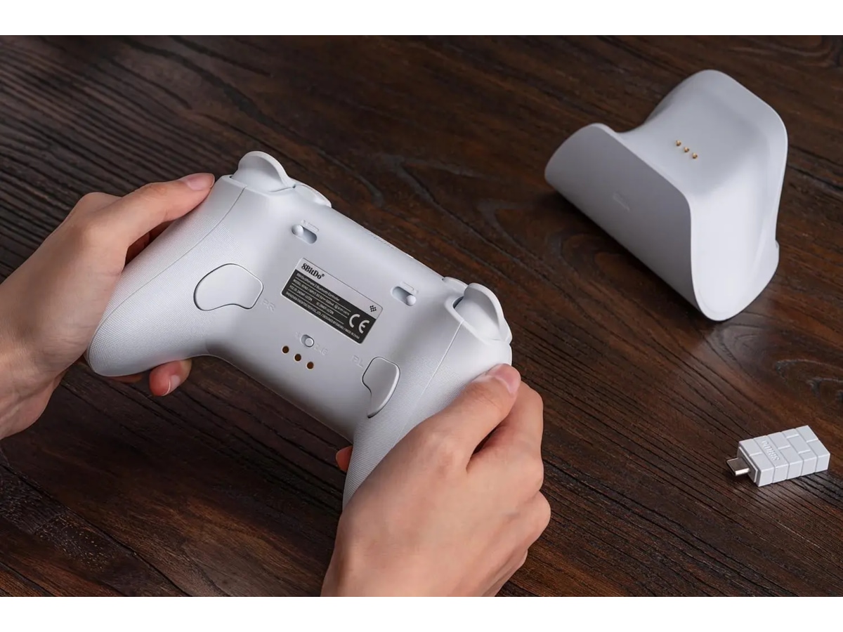 8BitDo Ultimate 2 Trådløs Bluetooth Kontroller (hvit) Gamepad