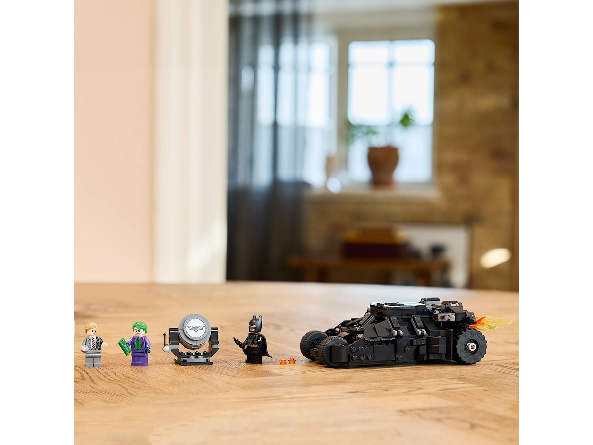 LEGO Super Heroes Batmans Tumbler mot Two-Face & Jokern 76303 LEGO