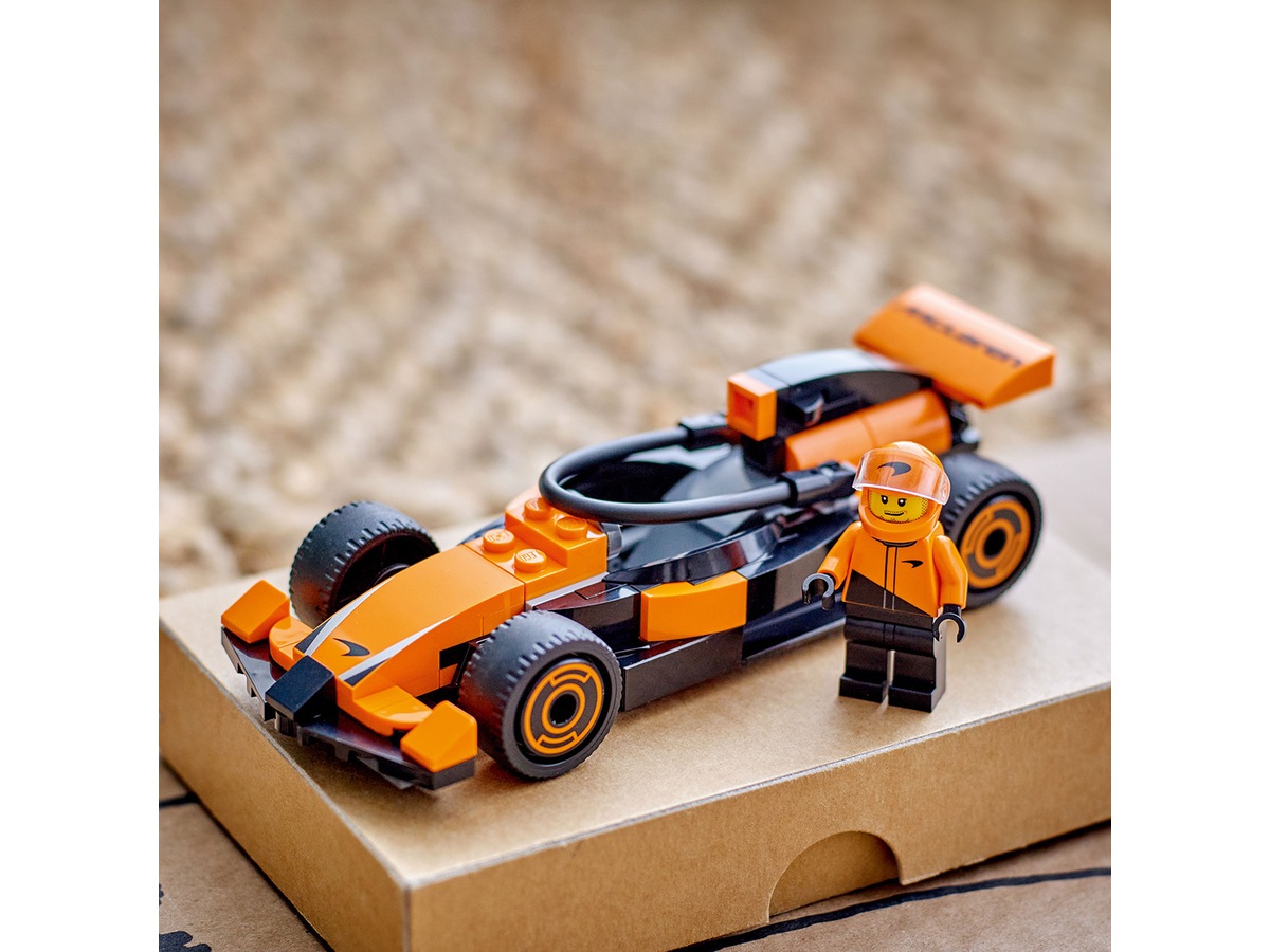 LEGO City F1-fører med McLaren racerbil 60442 LEGO