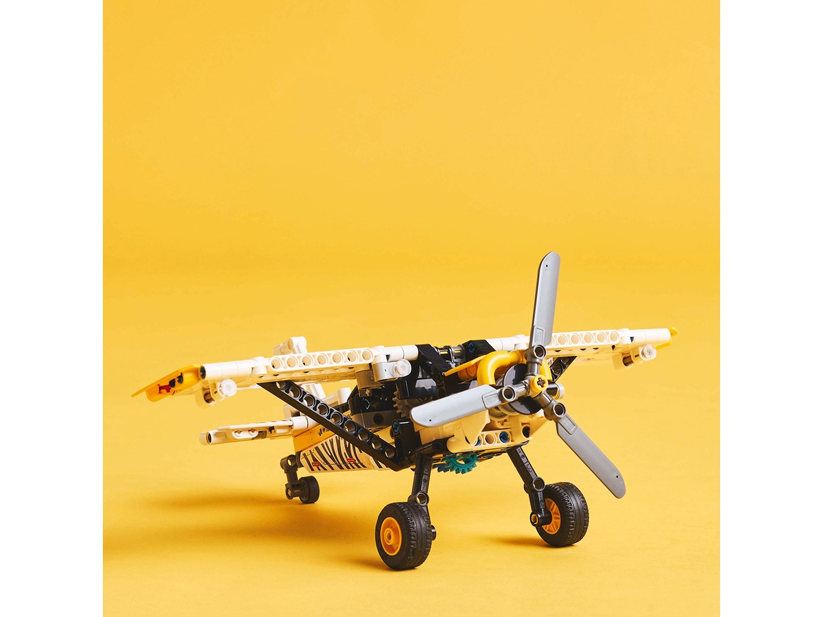 LEGO Technic Bushflygplan 42198 LEGO