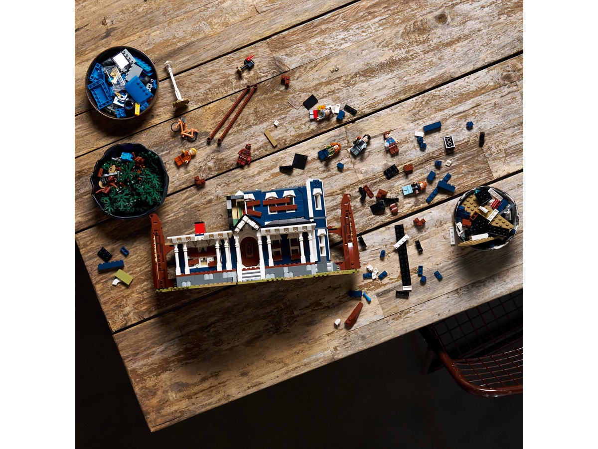 LEGO Icons Stranger Things: Familen Creels hus 11370 LEGO