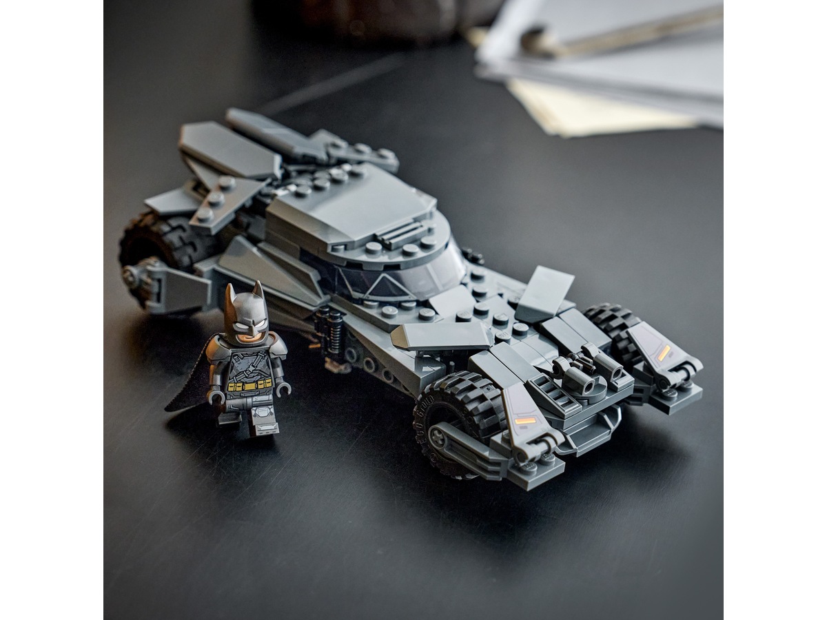 LEGO Super Heroes DC Batmobilen fra Batman v Superman 76331 LEGO