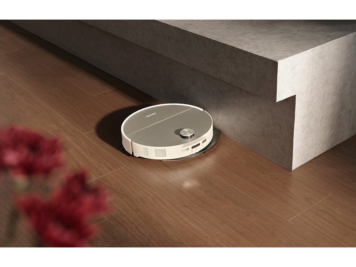 Roborock Saros 20 Sonic Complete hvit Robotstøvsugere