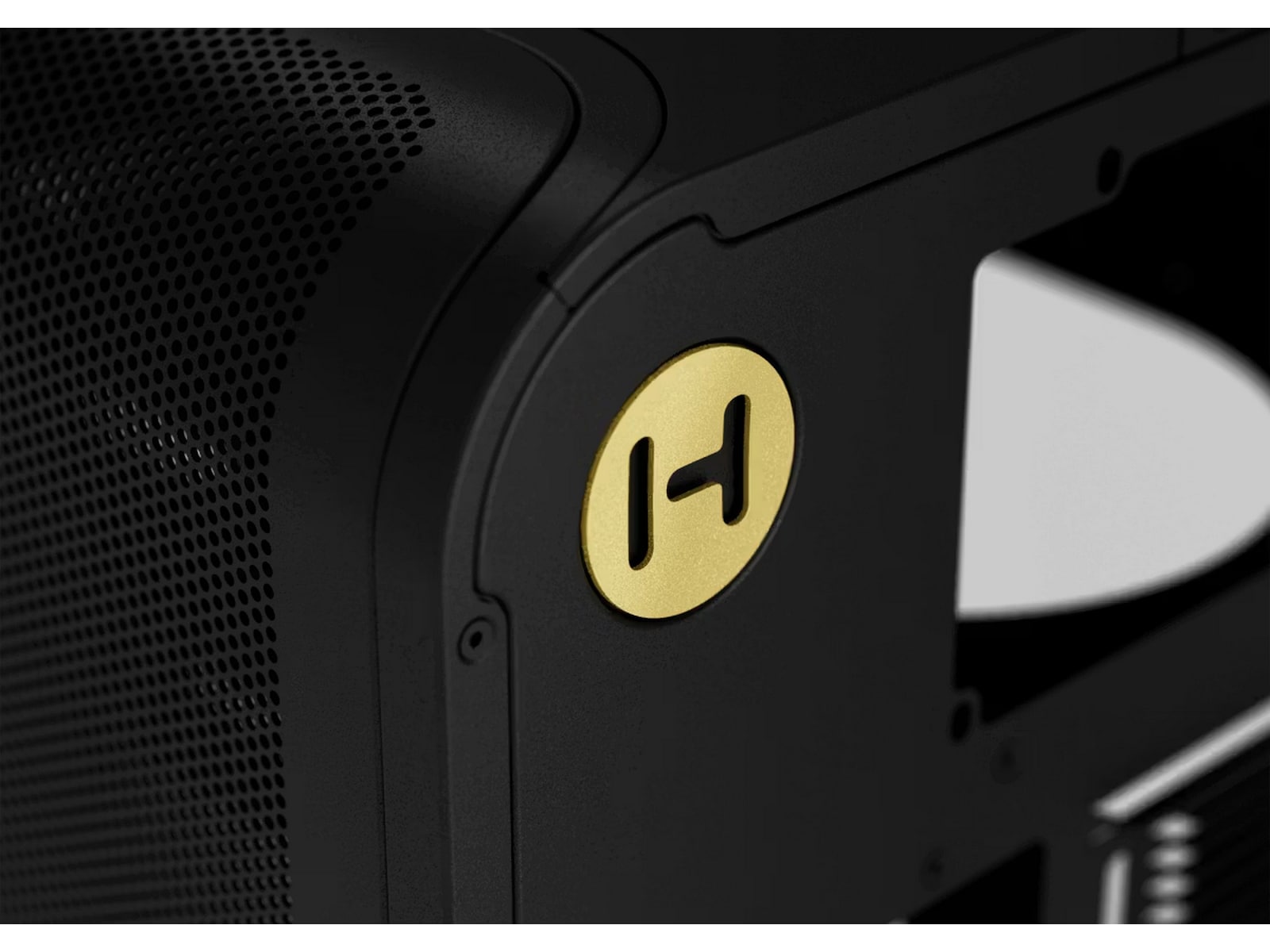 HYTE X50 Mid Tower (svart) Midi tower