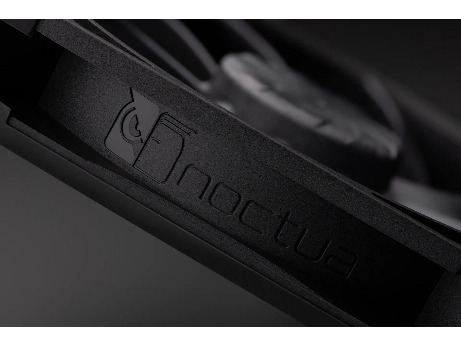 Noctua NF-A14x25 G2 PWM Sx2-PP chromax.black Vifte 2pk Vifter