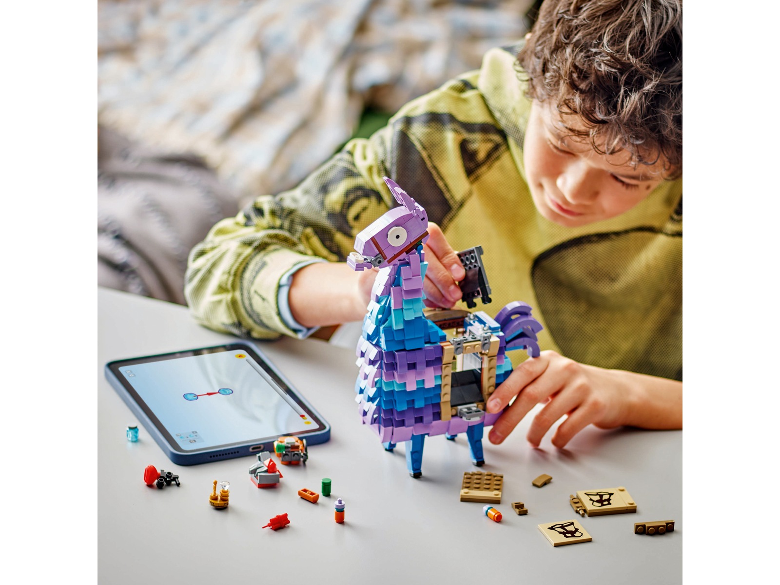 LEGO Fortnite Supply Llama 77071 LEGO