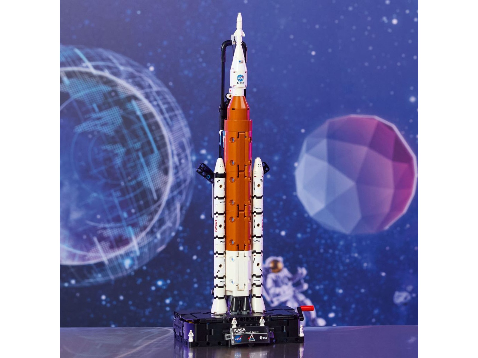 LEGO Technic NASA Artemis Space Launch System rakett 42221 LEGO