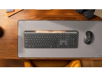 Logitech Signature Slim Solar+ Trådløst Tastatur K980 (grafittgrå) Tastatur