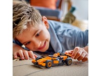 LEGO City F1-fører med McLaren racerbil 60442 LEGO