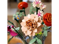 LEGO Botanicals Vakker bukett med rosa blomster 10342 LEGO