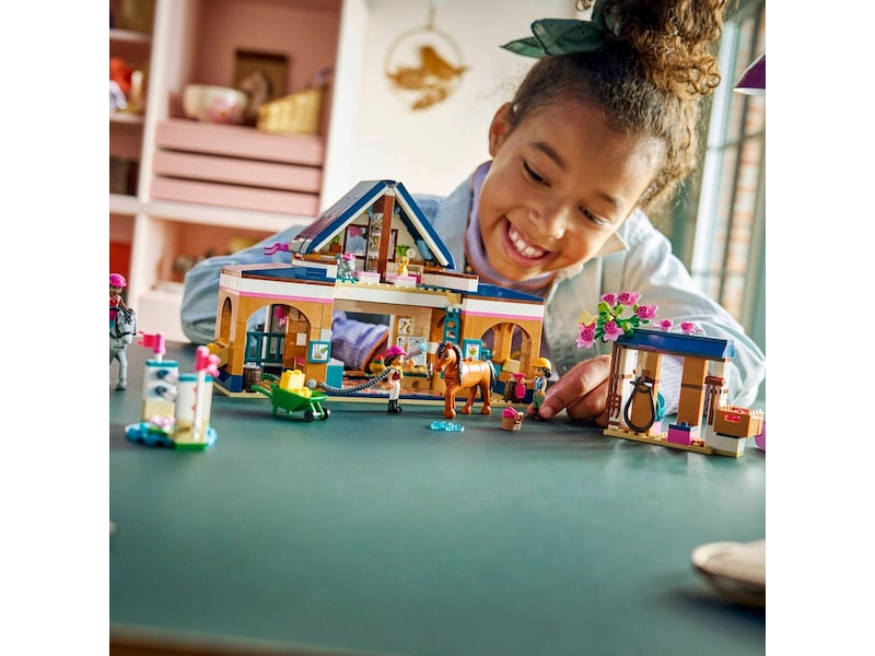 LEGO Friends Hestestall og rideskole 42688 LEGO