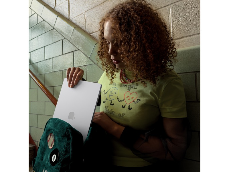 MacBook Air 15" M5 (2026) 512GB (sølv) PC - Bærbar / laptop