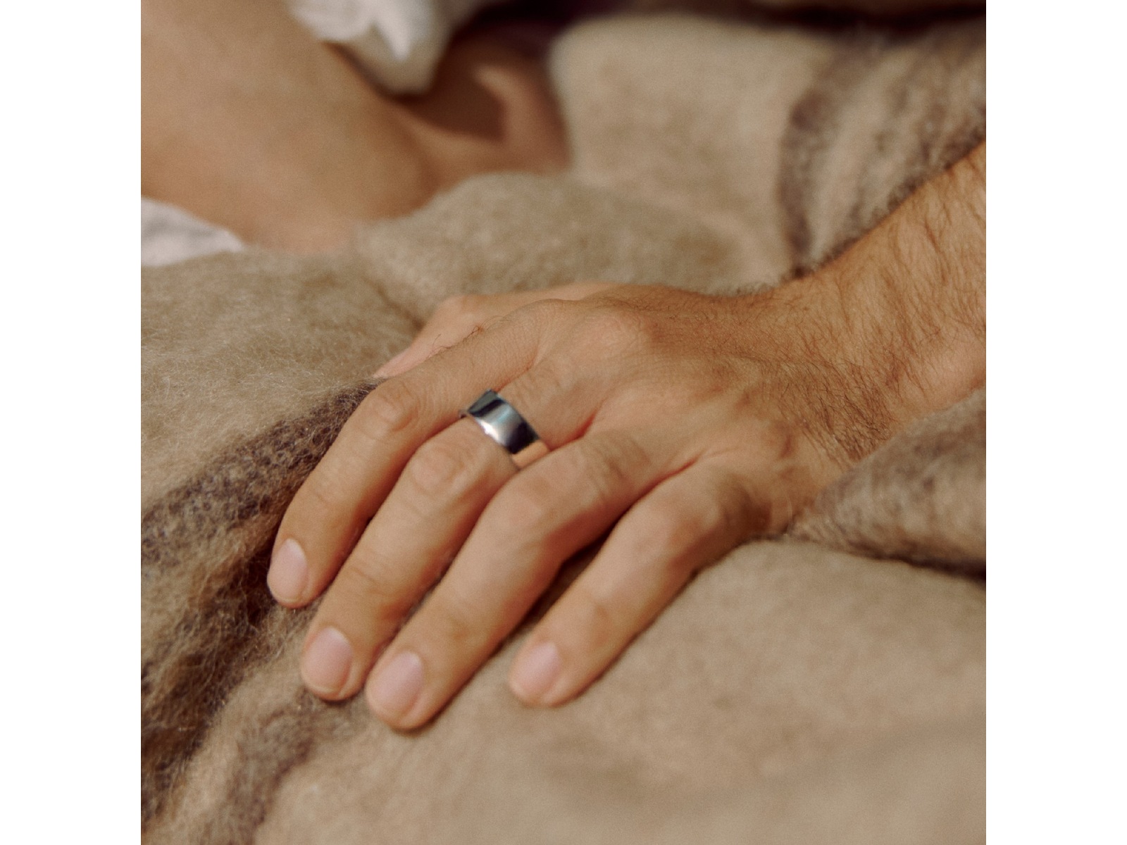 Oura Ring 4 Smart Ring str. 11 (sølv) -B-Grade Demo tilbehør til mobiler & klokker