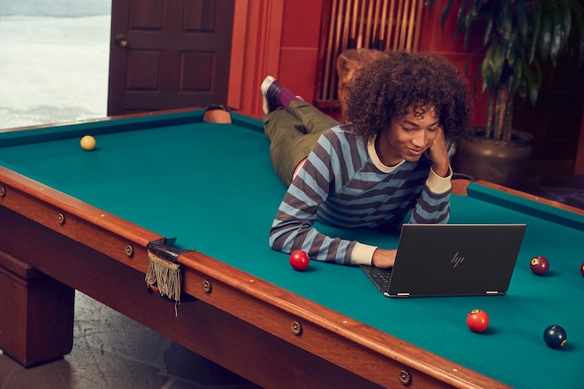 HP Spectre x360 15-eb0017no 15,6" UHD OLED touch HP Spectre x360 15-eb0017no 15,6" UHD OLED touch