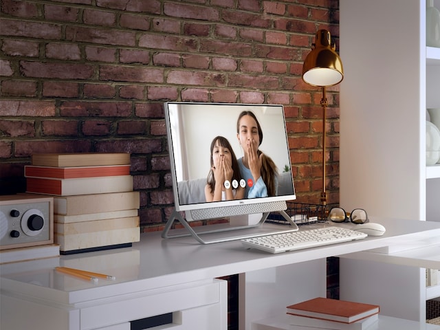 Dell Inspiron 24 5490 24" FHD touch Dell Inspiron 24 5490 24" FHD touch