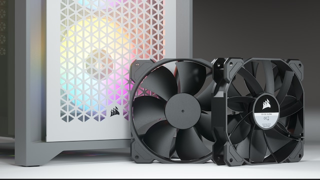 To 120 mm-vifter er inkludert