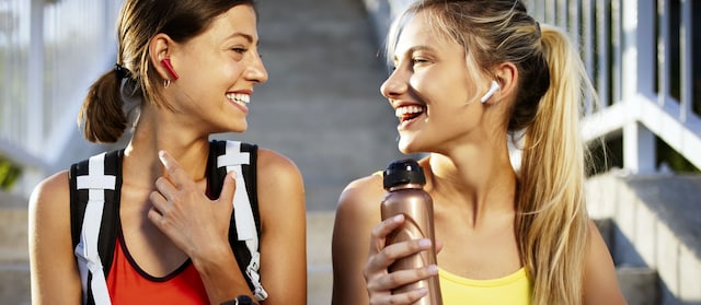 Du trenger ikke ta ut øreproppene dine for å kommunisere med andre Du trenger ikke ta ut øreproppene dine for å kommunisere med andre