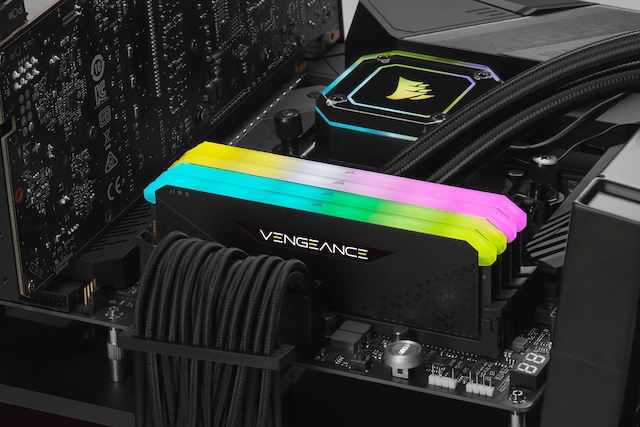 Corsair Vengeance® RGB RS DDR4 3200MHz 16GB (2 x 8GB) Corsair Vengeance® RGB RS DDR4 3200MHz 16GB (2 x 8GB)