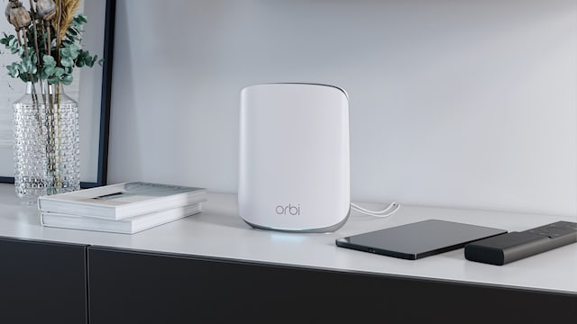 Netgear Orbi WiFi 6 Mesh System RBK353