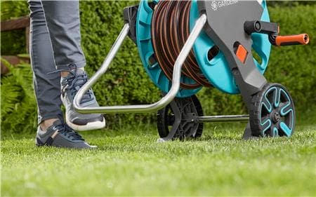 GARDENA CleverRoll M med 20m classic slange 1/2" og startsett GARDENA CleverRoll M med 20m classic slange 1/2" og startsett