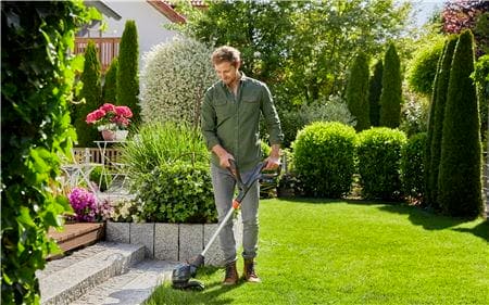 Gardena Gresstrimmer ComfortCut 23/18V-P4A solo Gardena Gresstrimmer ComfortCut 23/18V-P4A solo