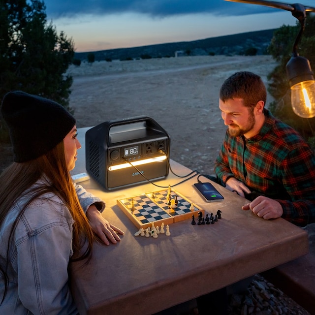 Innebygd lyslist for ekstra komfort. Innebygd lyslist for ekstra komfort.