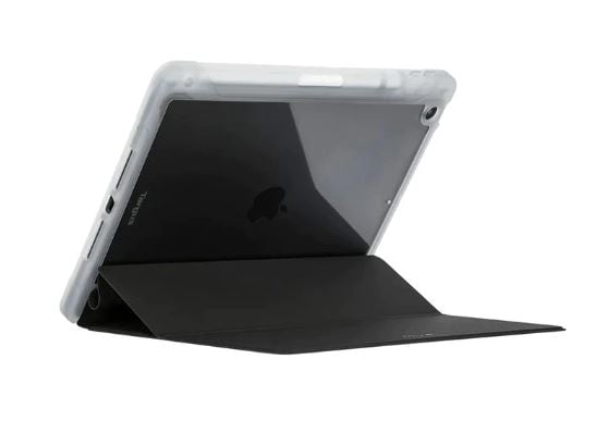 Det strukturerte frontdekselet fungerer som et stativ