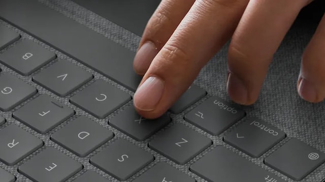 Skriv komfortabelt i timevis takket være store taster med god avstand Skriv komfortabelt i timevis takket være store taster med god avstand