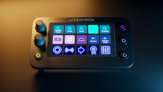 Loupedeck Live