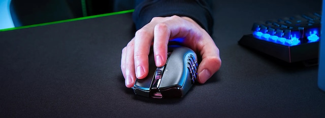 Razer Naga V2 Pro Razer Naga V2 Pro