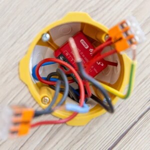 Fastkjørte koblingsskap