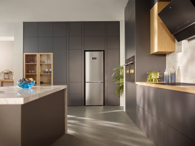 reverse door reverse door