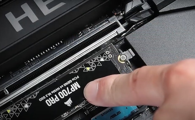 Z890 HERO