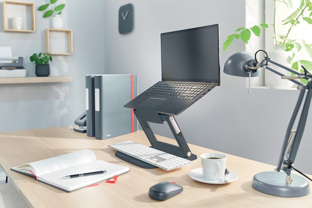 Leitz Ergo Laptopstøtte Leitz Ergo Laptopstøtte