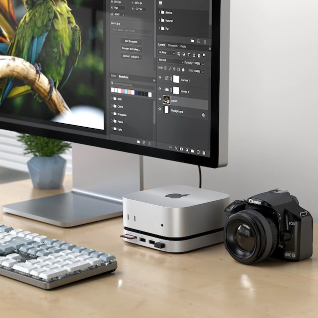 Satechi Mac Mini M4 Stand & Hub Satechi Mac Mini M4 Stand & Hub